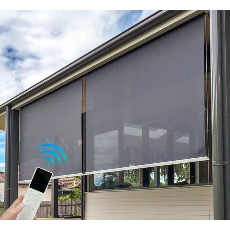 【2026】ソーラーパワー屋外ローラーブラインド アルミレー - Outdoor Power Blinds のレビューと価格